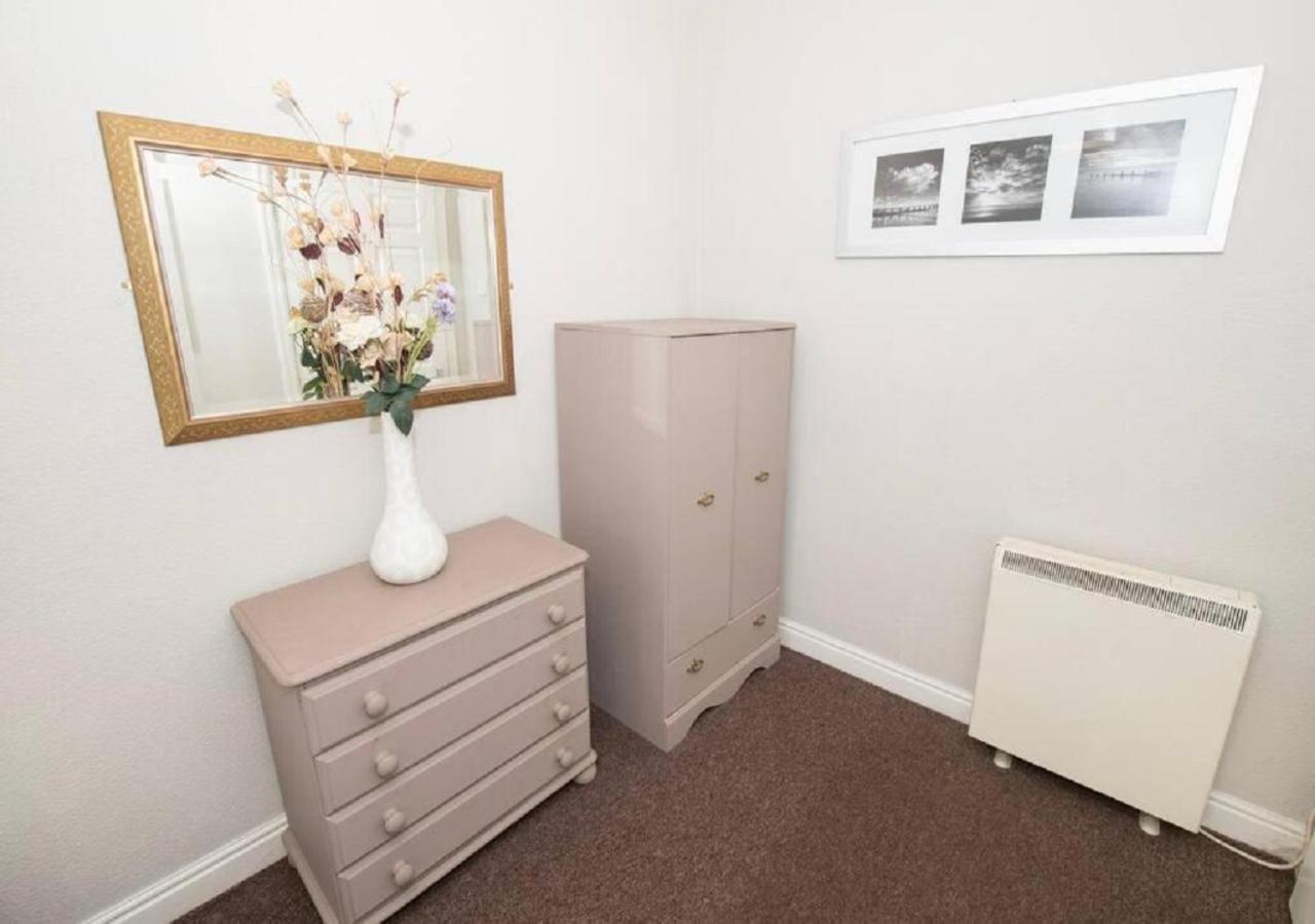 Cormorant - Beautiful 2 Bed Apartment With Sea Views Old Town Scarborough Exterior foto