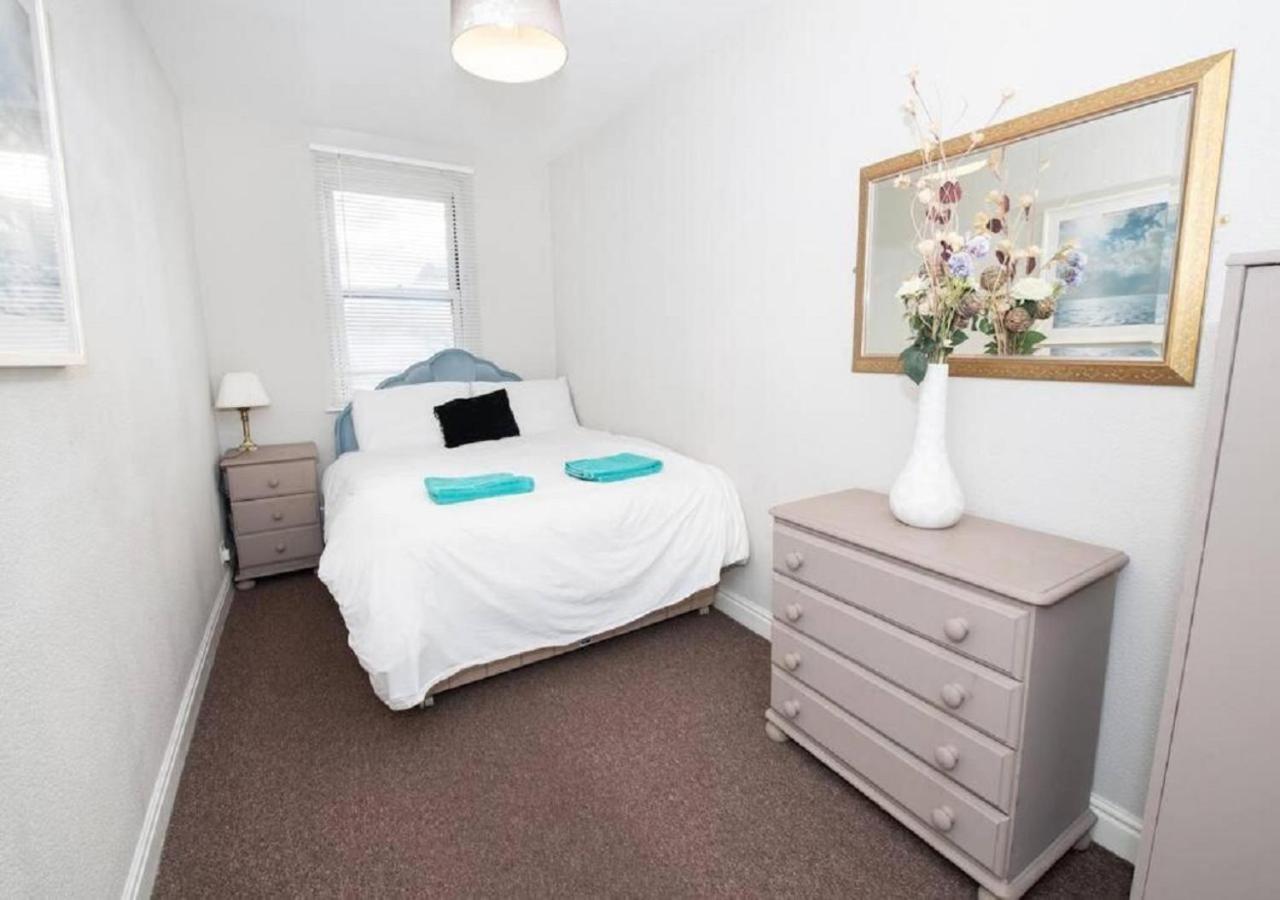 Cormorant - Beautiful 2 Bed Apartment With Sea Views Old Town Scarborough Exterior foto